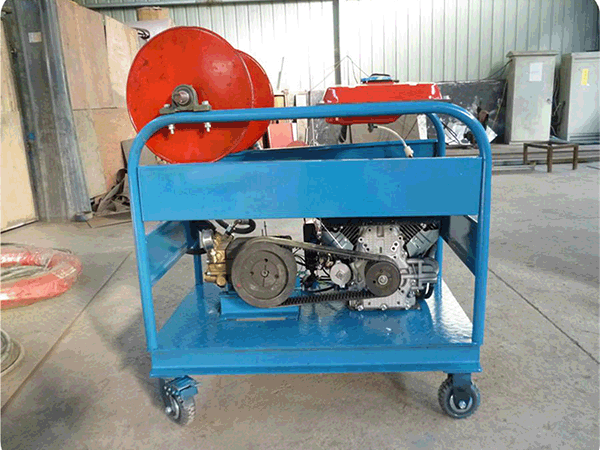 "河南洁马特高压试压泵｜德国技术智造，稳定低噪，解决工业五大核心痛点"