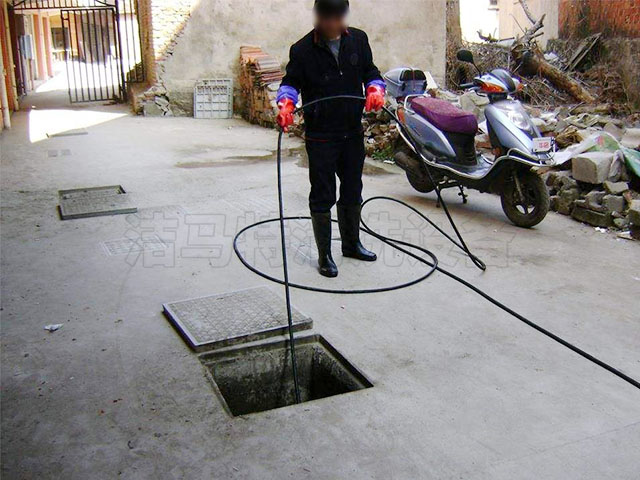 高压清洗机管道清淤使用现场[