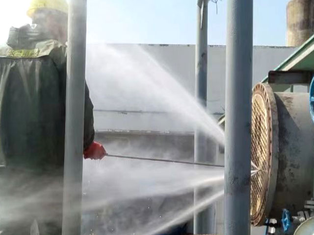 冷凝器高压清洗案例