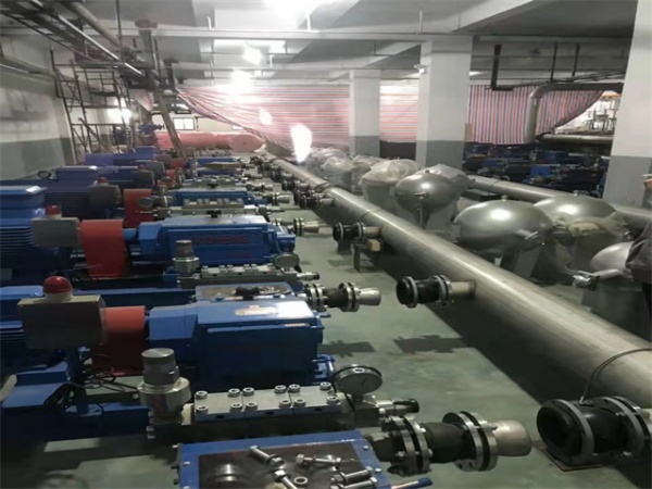"智能高压泵系统引领工业水处理革新，自动化设备助力多行业升级"