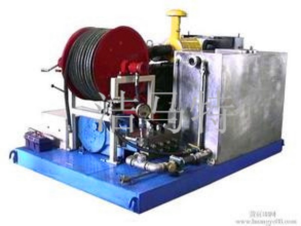 "船舶管道疏通机：护航航运的必备利器"