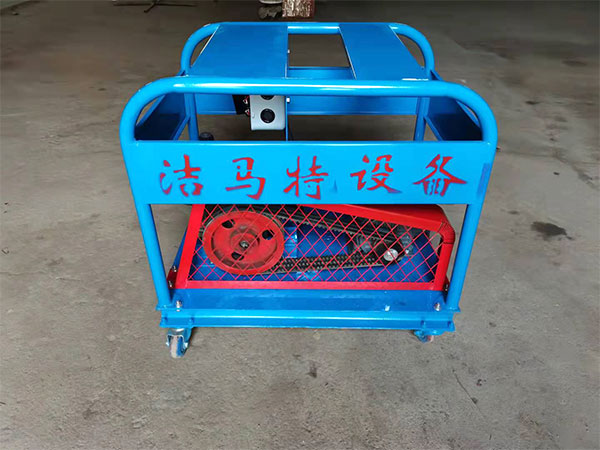 "高压试压泵在工业领域的关键作用及选购指南"